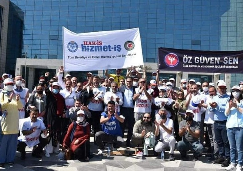 Ankara Büyükşehir Belediyesinin Önünde Basın Açıklaması ve Eylem