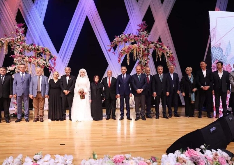 Genel Başkanımız HAK-İŞ Konfederasyonu Genel Başkanımız Sn. Mahmut Arslan’ın Kıymetli Kızı Fatma Esma & Cem Çiftinin Nikah Törenine Katılım Sağladılar.