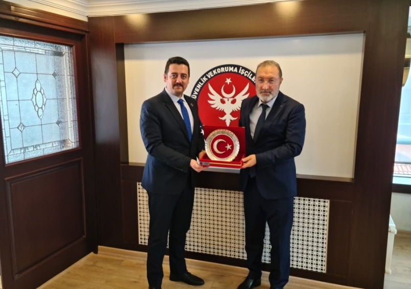 Büyük Birlik Partisi Ankara İl Başkanı ve İl Başkanı Danışmanı Hayırlı olsun ziyaretinde bulundular.